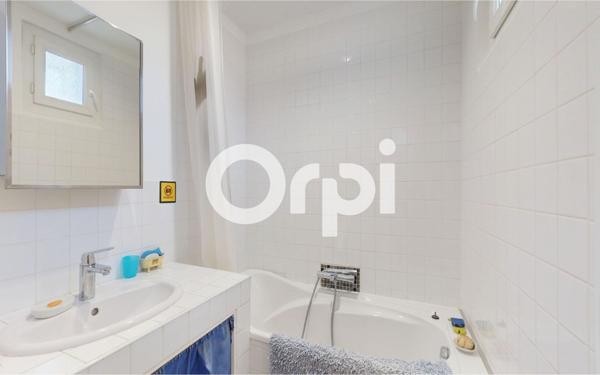 Maison à vendre    5 pièces • 149 m2 Bron