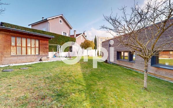 Maison à vendre    5 pièces • 149 m2 Bron