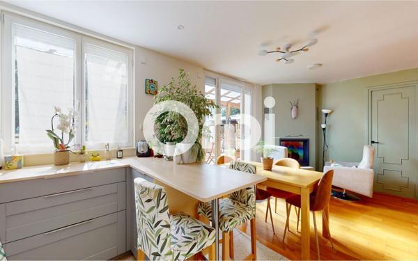 Maison à vendre    5 pièces • 149 m2 Bron