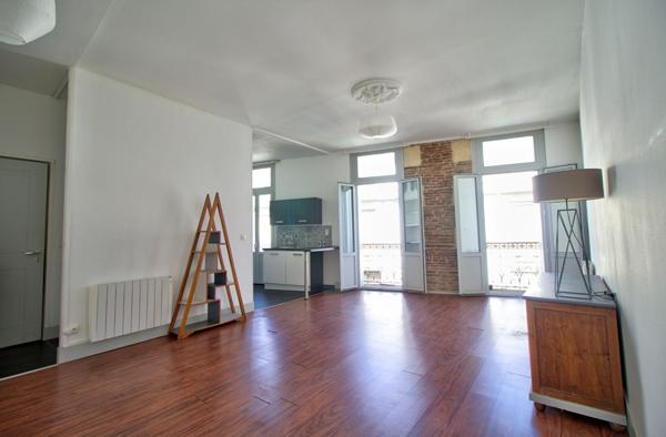 APPARTEMENT HAUSSMANNIEN HYPER CENTRE 2 CHAMBRES, BALCONS