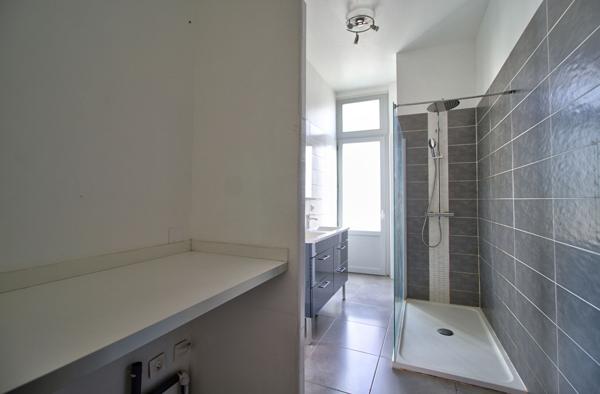 APPARTEMENT HAUSSMANNIEN HYPER CENTRE 2 CHAMBRES, BALCONS