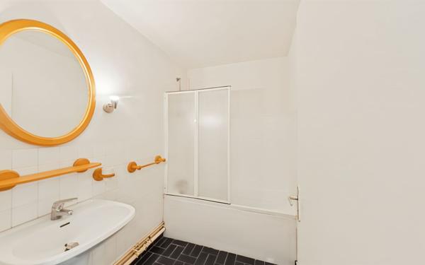 Appartement à louer    2 pièces • 46,17 m2 Valence