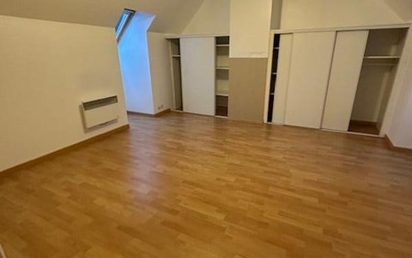 Maison à vendre    5 pièces • 140 m2 Sains-en-Amiénois