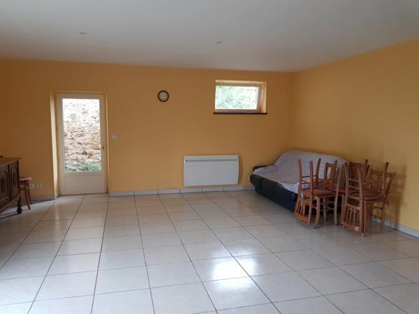 BEL ENSEMBLE MAISON & DEPENDANCES - 86500 - MONTMORILLON