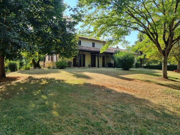 Lot-et-Garonne (47) – Villa semi enterrée avec piscine