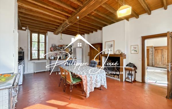 Maison de 332 m²