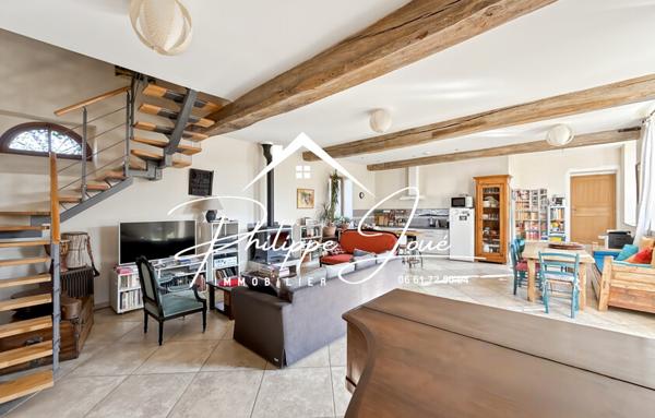 Maison de 332 m²