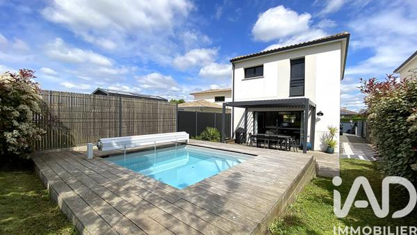 Maison à vendre 4 pièces 100 m² Eysines