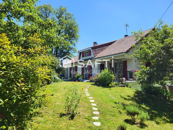 Maison familiale 8 pièces 211m²