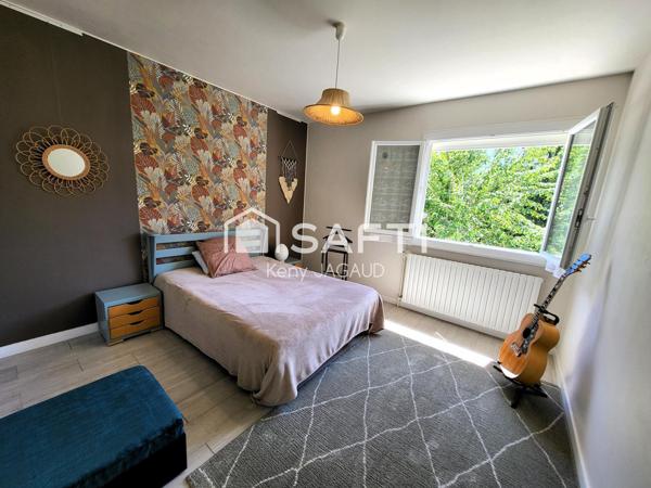 Maison familiale 8 pièces 211m²