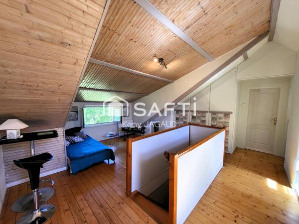 Maison familiale 8 pièces 211m²