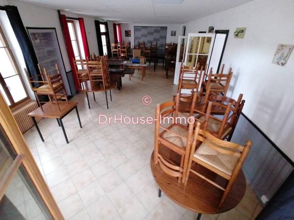 Immeuble à vendre 14 pièces de 407 m²