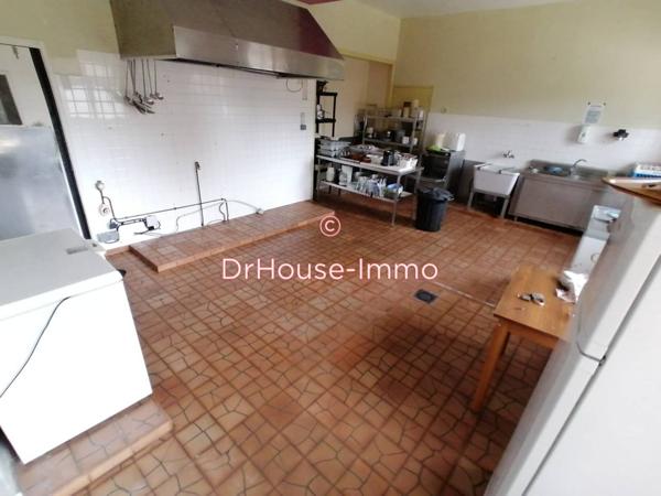 Immeuble à vendre 14 pièces de 407 m²