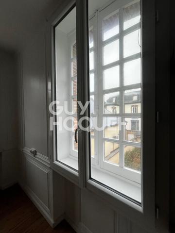 CENTRE-VILLE de VERNEUIL D'AVRE ET D'ITON - Studio
