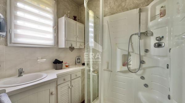 MAISON FAMILIALE 5 PIÈCES À VIRY-CHÂTILLON, 107 M² AVEC JARDIN, GARAGE ET TERRASSE