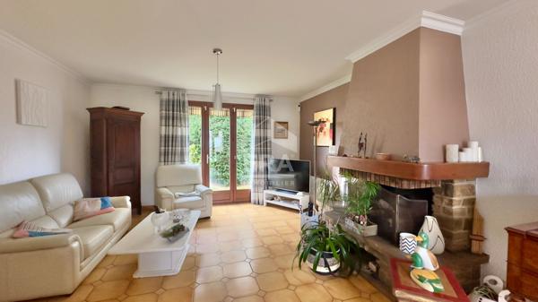 MAISON FAMILIALE 5 PIÈCES À VIRY-CHÂTILLON, 107 M² AVEC JARDIN, GARAGE ET TERRASSE