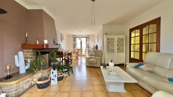 MAISON FAMILIALE 5 PIÈCES À VIRY-CHÂTILLON, 107 M² AVEC JARDIN, GARAGE ET TERRASSE