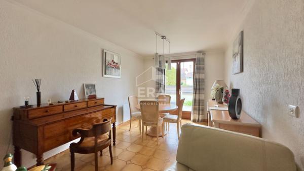 MAISON FAMILIALE 5 PIÈCES À VIRY-CHÂTILLON, 107 M² AVEC JARDIN, GARAGE ET TERRASSE