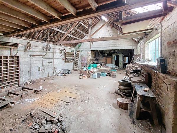 maison avec ancienne forge