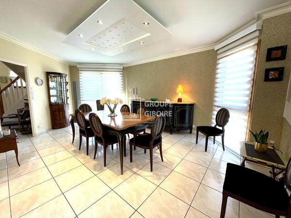 Maison T9 à vendre SAINT GREGOIRE - 300 m² (réf : ALG26366)