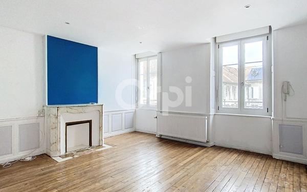 Appartement à louer    3 pièces •  Neufchâteau