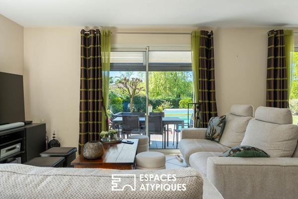 Maison familiale sur jardin paysagé et piscine en impasse