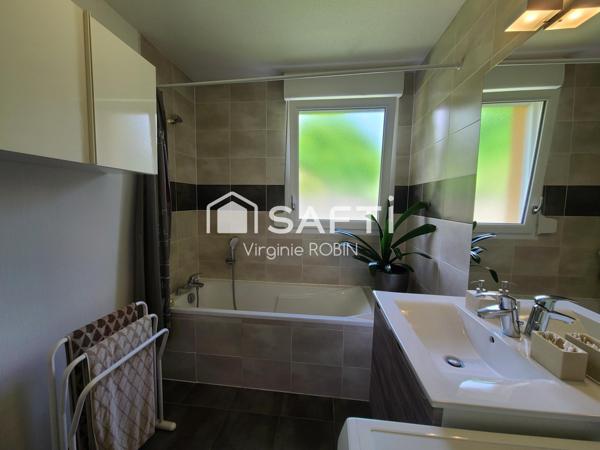 Appartement Rez de jardin, triple expos,  2 terrasses