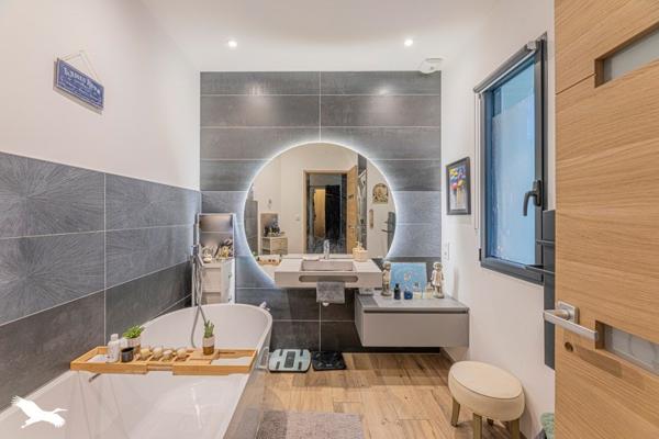 Maison à vendre |                                       Bléré |                                        5 pièces  |  146 m²