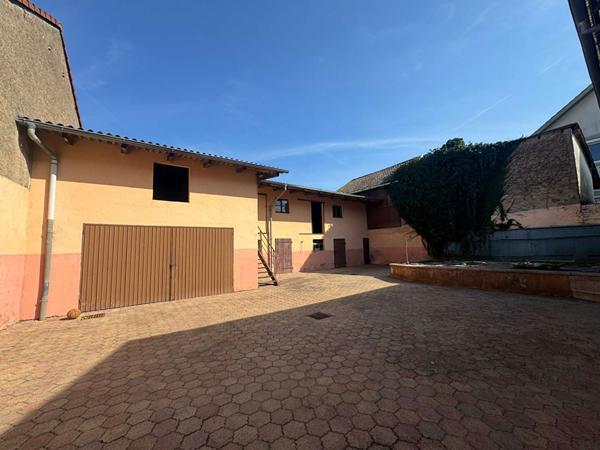 Maison - 6 pièces - 172 m²