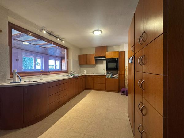 Maison - 6 pièces - 172 m²