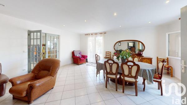 Maison à vendre 14 pièces 300 m² Dammarie-les-Lys