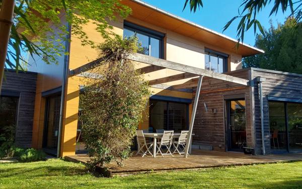 Maison à vendre    8 pièces • 164 m2 Villiers-sur-Marne