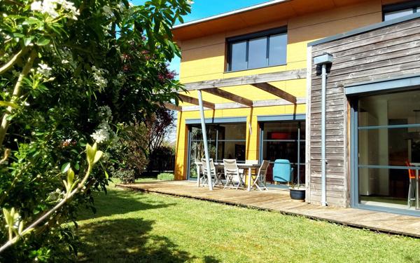 Maison à vendre    8 pièces • 164 m2 Villiers-sur-Marne