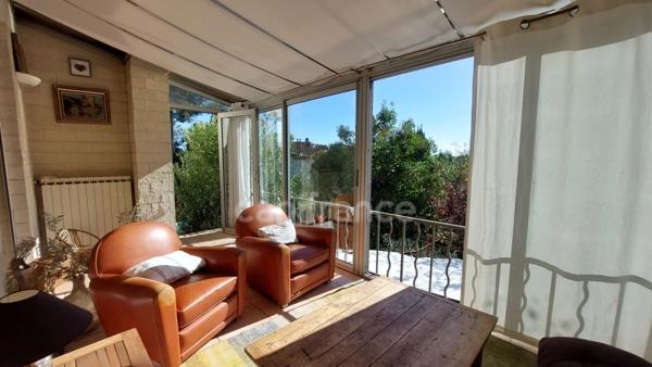 Maison avec studio indépendant et piscine – Cadre exceptionnel – Villeneuve-lès-Avignon