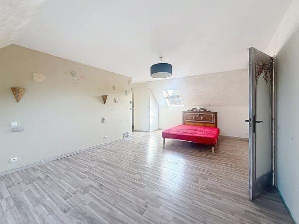 À vendre - Maison individuelle, 6 pièces située à Fondettes (37230)