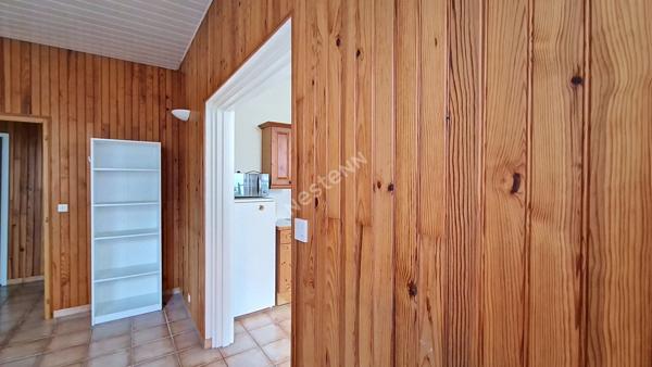 Appartement de 79 m² avec balcon et parking ? Un beau potentiel à découvrir !