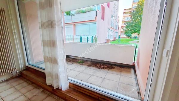 Appartement de 79 m² avec balcon et parking ? Un beau potentiel à découvrir !