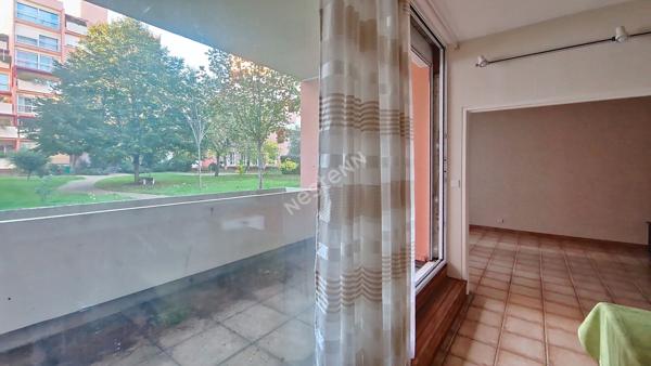 Appartement de 79 m² avec balcon et parking ? Un beau potentiel à découvrir !