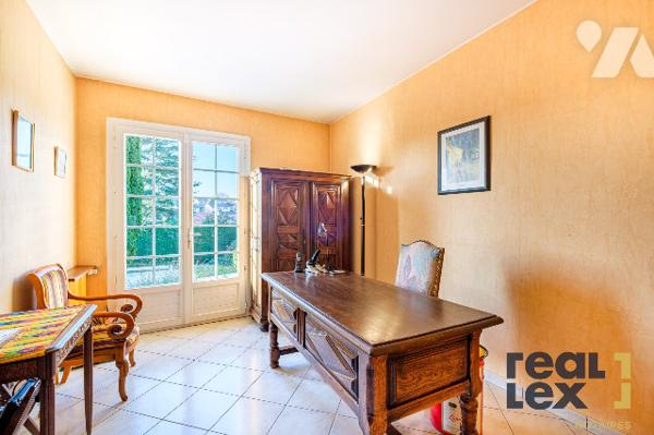 Craponne – Maison individuelle 7 pièces avec piscine