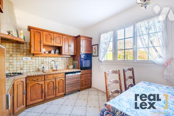 Craponne – Maison individuelle 7 pièces avec piscine