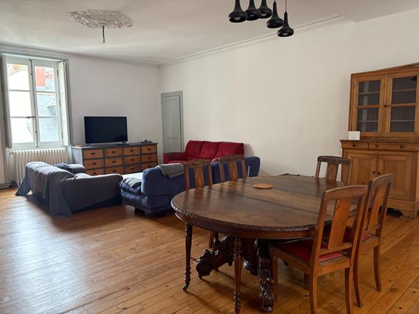 Location appartement Nantes : 2 480 € - AJP Immobilier Nantes Ouest