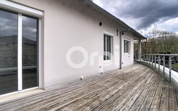 Appartement à louer    4 pièces •  Brive-la-Gaillarde