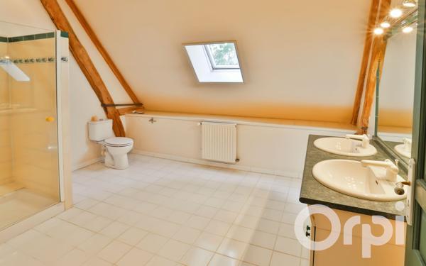 Maison à vendre    11 pièces • 283 m2 Chars