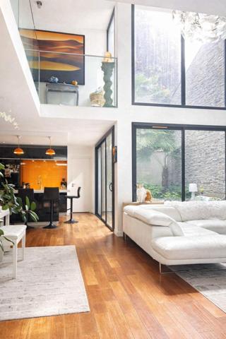 Loft familial d'exception avec patio et 4 parkings