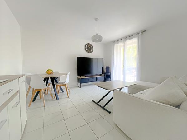 Appartement
         3 pièces
        - 57 m² 88 000 €*