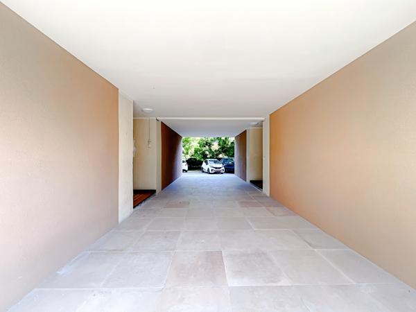 Appartement
         3 pièces
        - 57 m² 88 000 €*