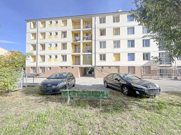 Appartement
         3 pièces
        - 57 m² 88 000 €*