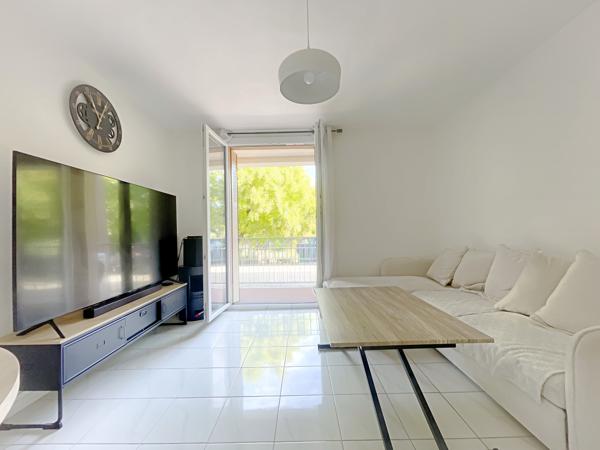 Appartement
         3 pièces
        - 57 m² 88 000 €*
