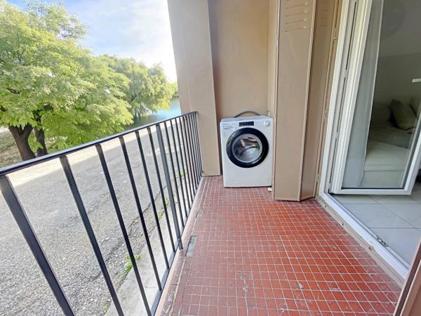 Appartement
         3 pièces
        - 57 m² 88 000 €*