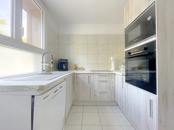 Appartement
         3 pièces
        - 57 m² 88 000 €*